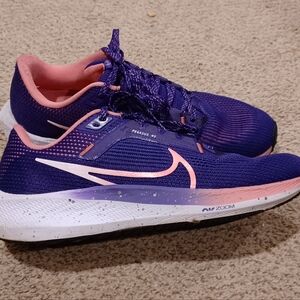 Nike Air Zoom Pegasus 40 running shoes in Purple & Coral Womens Size 9.5